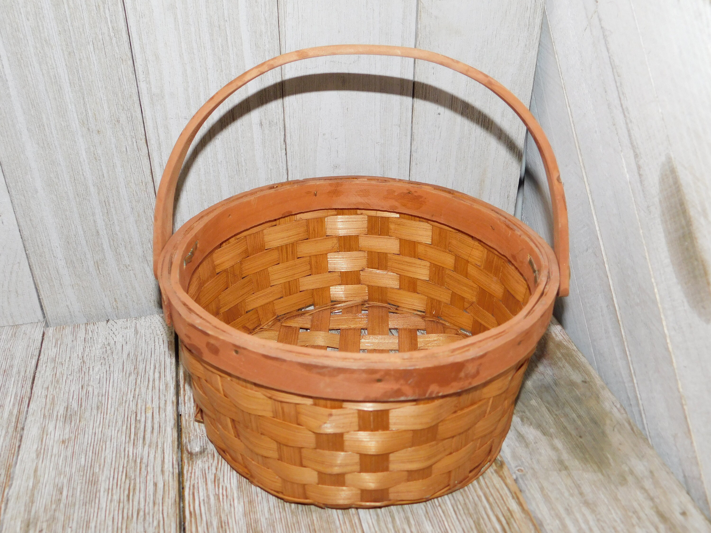 Vtg Weaved Round Basket, Vintage Basket, Vintage Home Decor