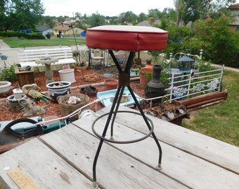 Mid Century Red Black Bar Stool Metal Base Bar Stool Retro Bar Stool Vtg Bar Stool Mid Century Home Décor Gift Prop, Daysgonebytreasures