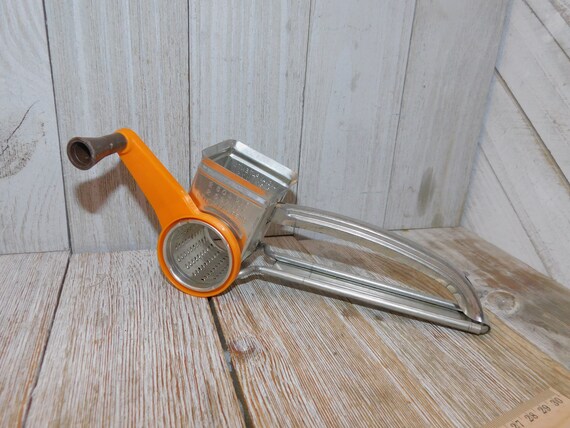 Vtg Crank Hand Grater Cheese Grater Vegetable Garter 