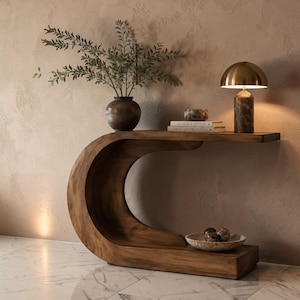Mesa de console curvada em madeira, mesa de destaque escultural para hall de entrada ou corredor.