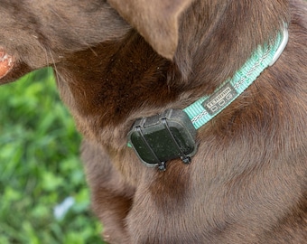 Heavy Duty Fi Mini Holder - Secure 3D Printed Dog Collar Mount Charge In-Place