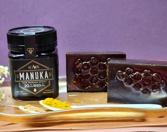 Raw Manuka Honey Soap with Honey Powder Turmeric a natural properties that can  get rid of unwanted dirt
