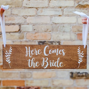 Here Comes the Bride Rustic Sign, Wedding Woodland Sign, Wedding Wood Sign, Walk Down the Aisle Sign, Ring bearer Sign