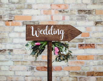 Wedding Rustic Wood Wedding Arrow with Stake, Rustic Wedding Wood Sign or Signage, Rustic Wedding Arrow for Ceremony or Reception