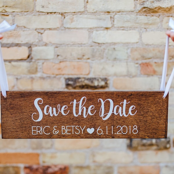 Save the Date Wedding Rustic Sign, Photo Prop Wedding Date Woodland Sign, Engagement Pictures Wood Sign, Photos Custom Decor Sign