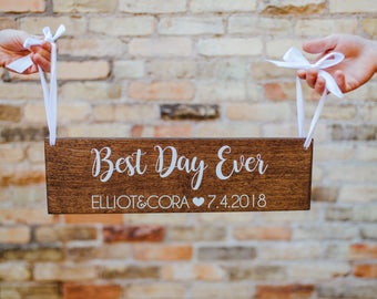 Best Day Ever Wedding Rustic Sign, Photo Prop Wedding Date Woodland Sign, Engagement Pictures Wood Sign, Photos Custom Decor Sign