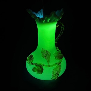 Stevens Williams Vase - Etsy