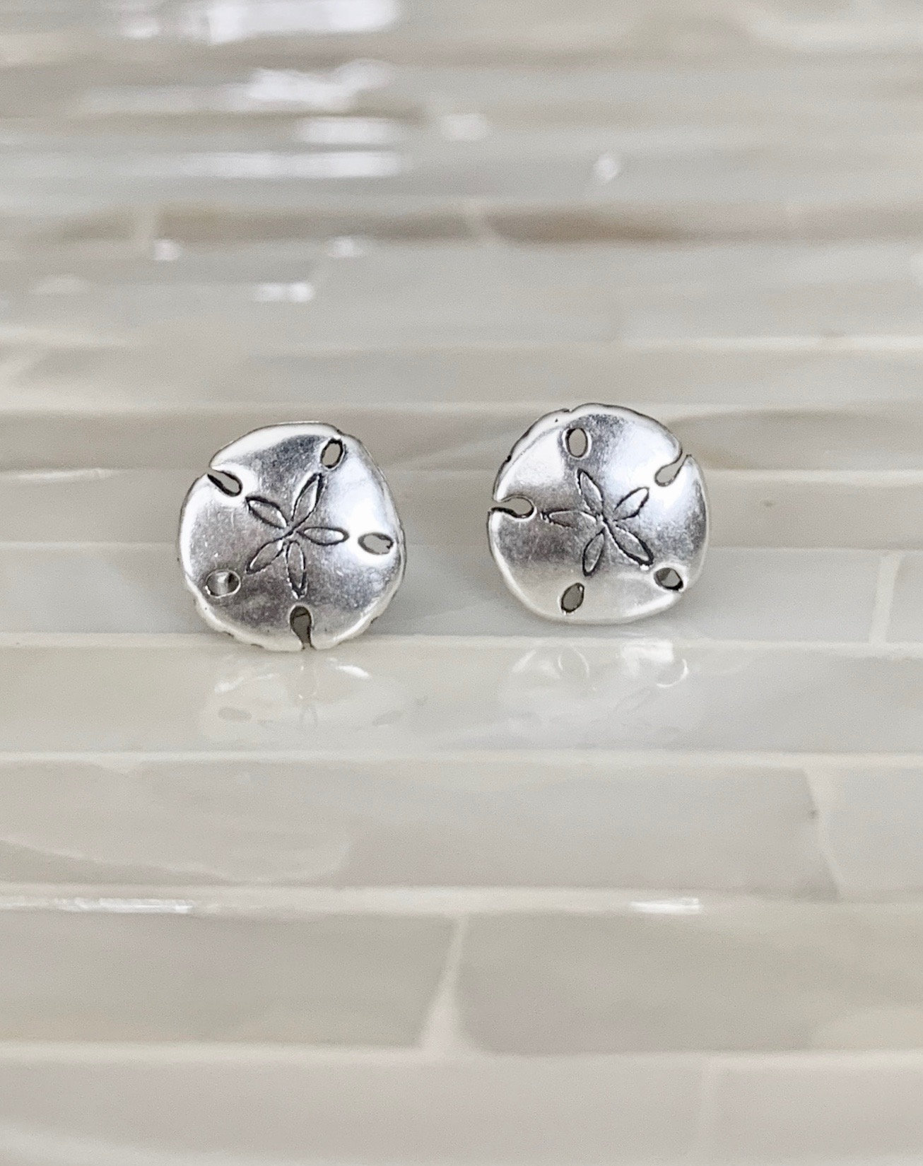 Sand dollar stud earrings Clearance