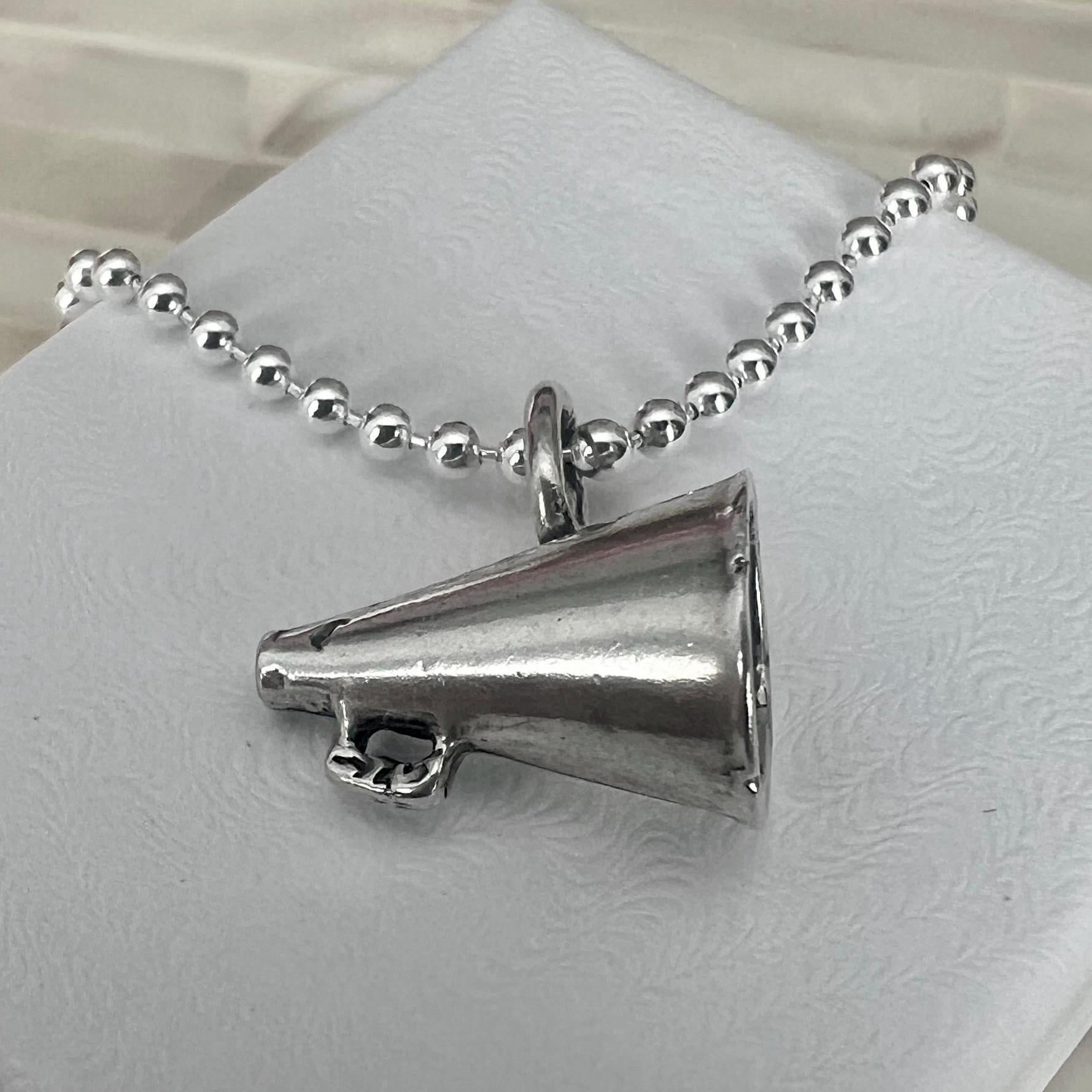 Kendra Scott Cheer Necklace