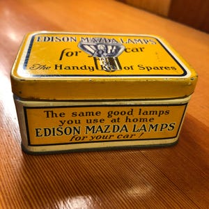Edison Mazda Lamps tin with bulbs, ca 1930&#39;s, nice and complete