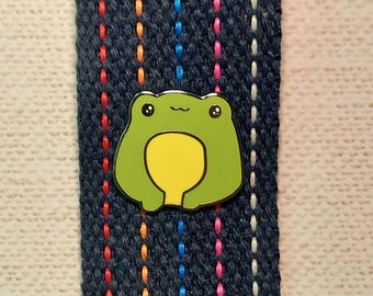 Cartoon Frog Enamel Pin - 1 inch