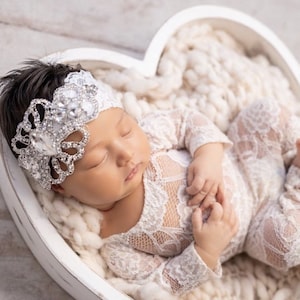 Babymeisje pasgeboren gebroken witte kant heldere strass hoofdband baby hoofdband foto prop