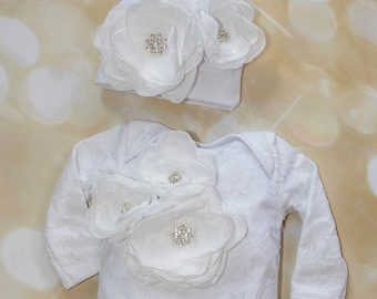Baby Girl Lace White Newborn Layette Cotton Baby Romper Preemie Baby with Large Chiffon On The Chest and Matching Headband