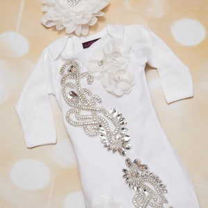 Newborn Baby Gift Baby Girl Take Home Outfit Infant Baby Layette White Cotton Baby Gown with Chiffon  and Large Rhinestone Applique