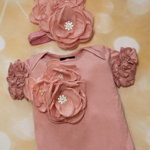 Baby Girl Ruffle Mauve Baby Girl Romper Short Sleeve Infant One Piece  Romper with Large  Flower