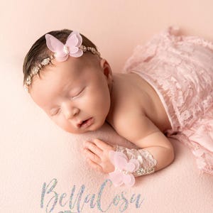 Newborn Baby Girl Rhinestone  Butterfly Infant Headband Photo Prop Lace Cuffs with Rhinestones Newborn Cuffs