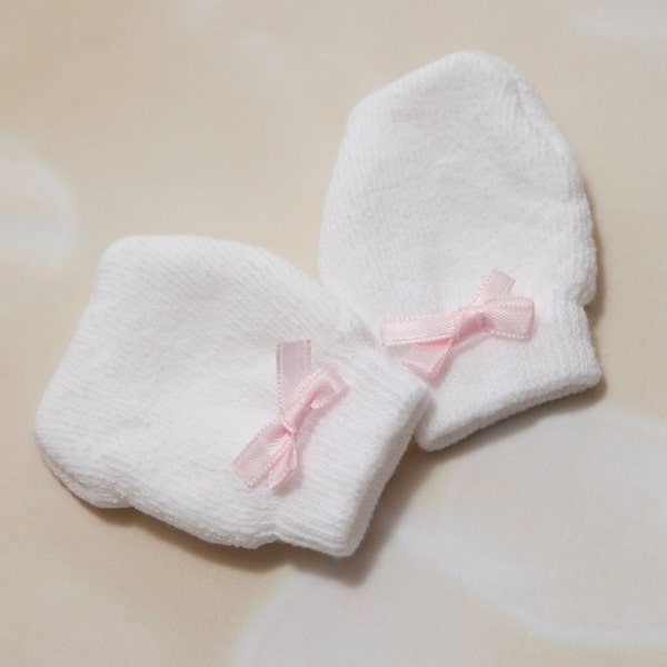 Baby Girl Mittens White Newborn Mittens Infant Baby Girl Mittens with little bow