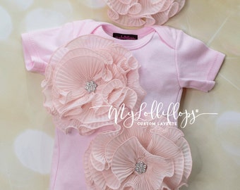 Baby Girl Gift New Baby Gift Take Home  One Piece Girl Shower Gift  Newborn Short Sleeve One Piece  with Chiffon Flower and Headband