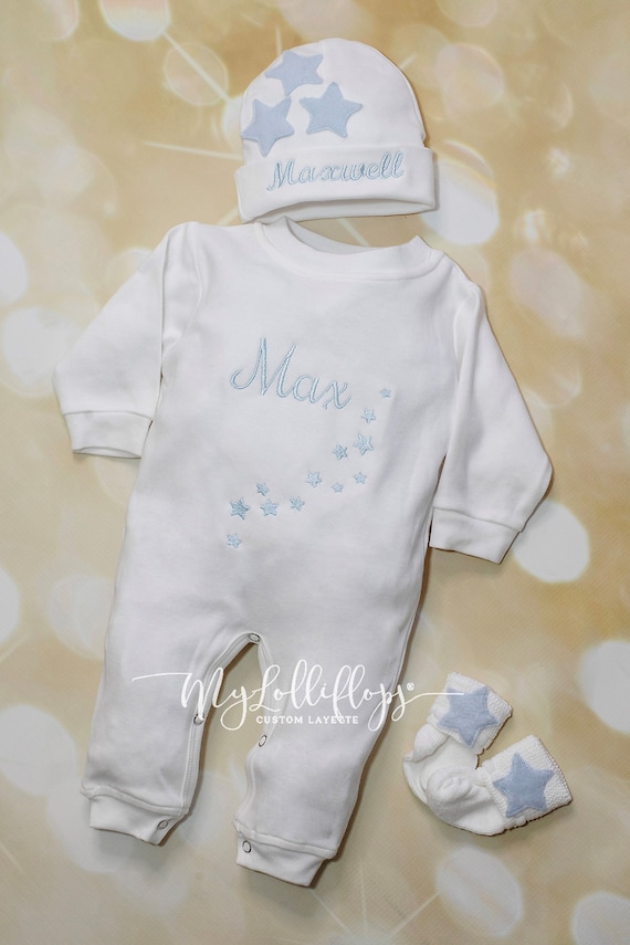 Regalo para bebé niño, regalo personalizado para niño, conjunto de tres  piezas, conjunto de mameluco blanco personalizado con estrellas, conjunto de