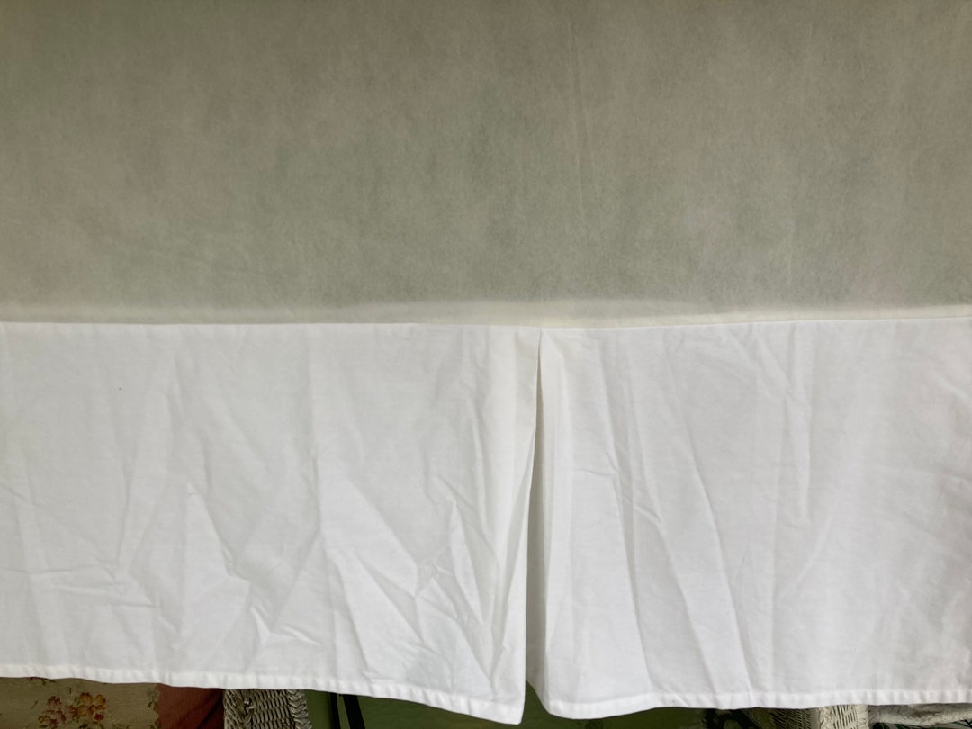 Vintage Bed Skirt, Fulldouble Bed Size, White Bed Skirt, Tailored With