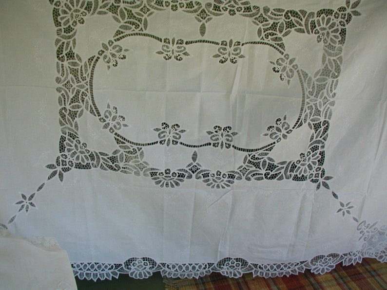 Vintage White Battenburg Lace Tablecloth Flora L Etsy