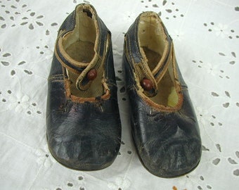 Antique Leather Baby Shoes, Victorian Baby Shoes, "Mary Jane" Style, Black Leather with Original Buttons, Possible Doll Shoes