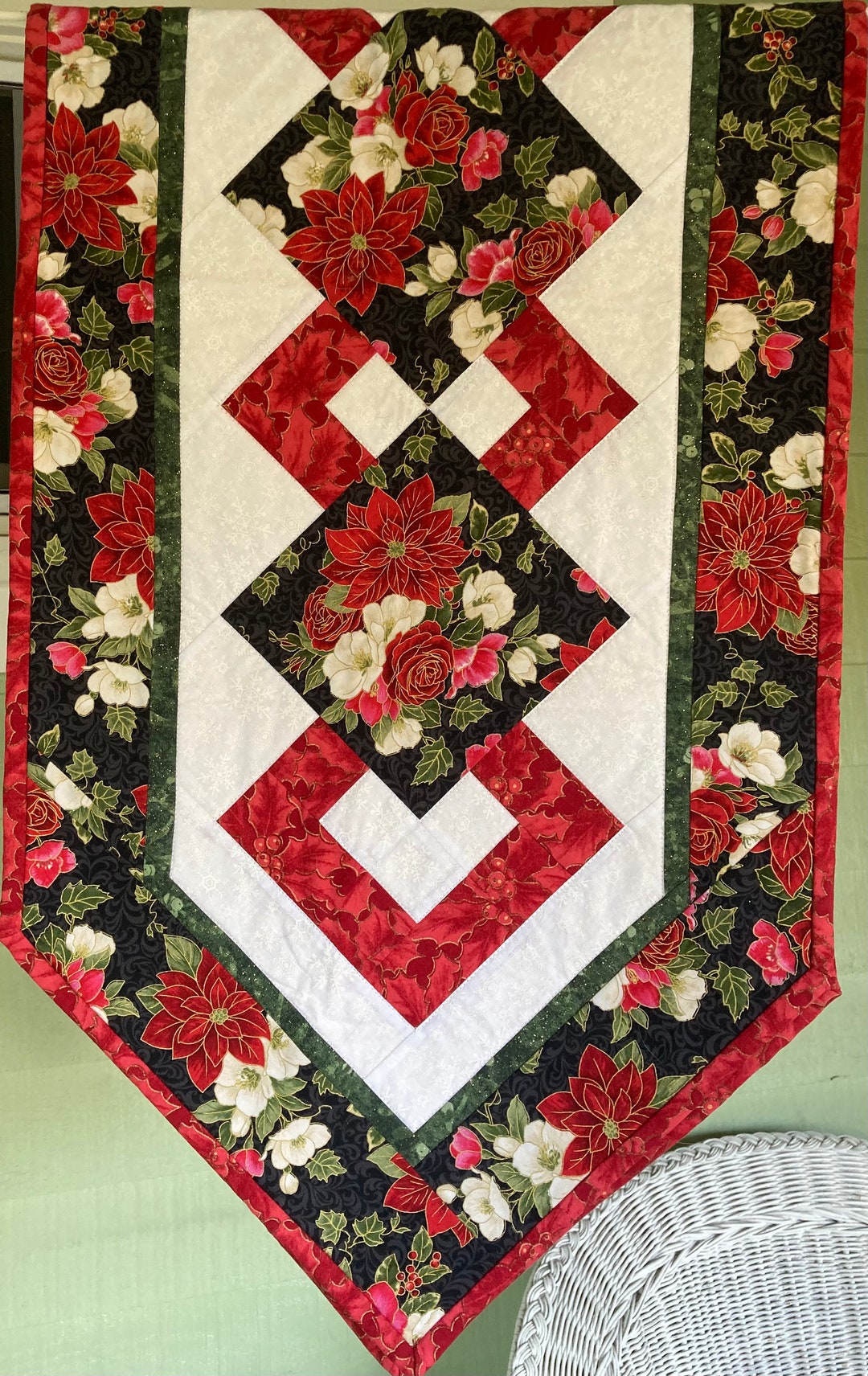 Vintage Table Runner Christmas Table Runner Pieced Etsy