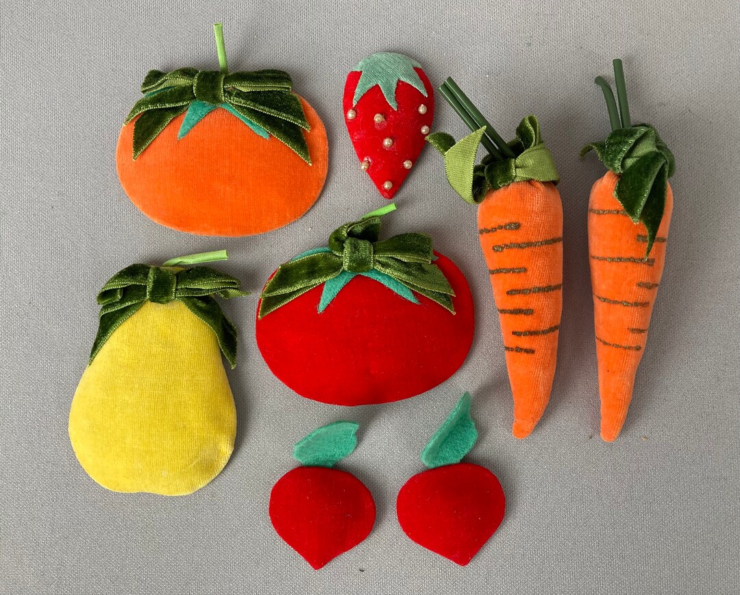 Vintage Velvet Fruit Appliques, Set of 8, Peach, Pear, 2 Carrots, 2