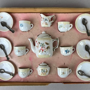 Antique doll dishes hotsell