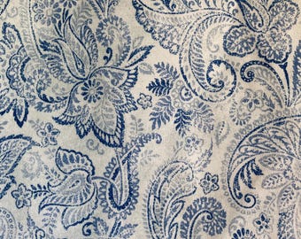Vintage Bed Sheet Set, 4 Piece Set, 1 Flat Sheet, 1 Fitted Sheet, 2 Pillowcases, Blue and White Floral Paisley Print, Cal King Bed Size