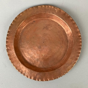 Vintage Solid Copper Plate, Decorative Plate, Hand Hammered, Scalloped Edge,8 3/4" Diameter,6 1/4" Interior Diameter, Wall Decor, Underplate