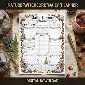 Può includere: Una pagina di agenda giornaliera con un bordo decorato da motivi botanici e cristalli. Il layout include sezioni per data, meteo, fasi lunari, sonno, assunzione di acqua, esercizio fisico, programma, lista delle cose da fare e note.