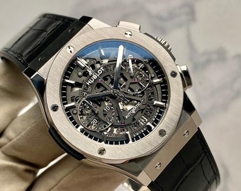 HUBLOT Classic Fusion Herrenuhr mit automatischem Skelett-Zifferblatt 525NX0170LR, Artikel-Nr. 525.NX.0170.LR