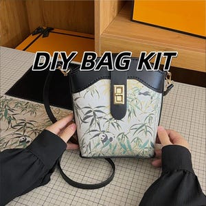 Kit de iniciación para crear bolsos de piel sintética, bolsos bandolera y bolsos de hombro, con estampado floral rosa.