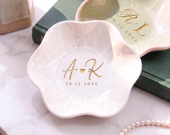 Personalised Ceramic Trinket Dish With Initials & Name, Custom Jewelry Ring Dish, Wedding Date Gift, Engaged Trinket Tray for Mr and Mrs