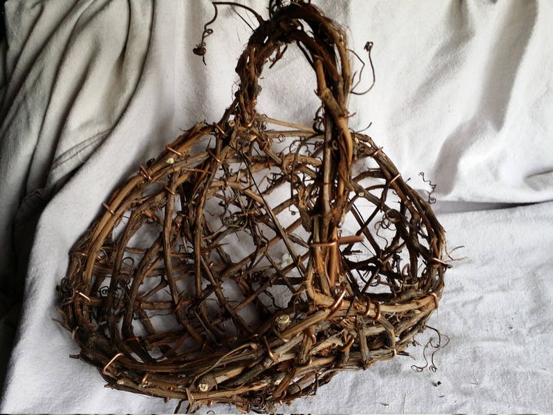 Flower Girl Basket Set of Three Rustic Grapevine Baskets Grapevine Wedding Decoration Bridal Gift Made In Michigan by colonialcraft on Etsy