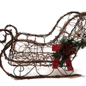 Sleigh Decoration Christmas Vine Sleigh Rustic Sleigh Decor Floral Supply Christmas Wedding Accent Piece Plant Holder Sleigh Gift Basket