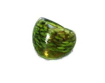 Vintage Murano Style Art Glass Dome Cocktail Ring Size 8 Green Gold Statement