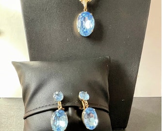 Vintage Gold Plated Topaz Blue Faceted Glass Pendant Clip-on Dangle Earrings Set Retro Prom Wedding Bridesmaid Gift Glam