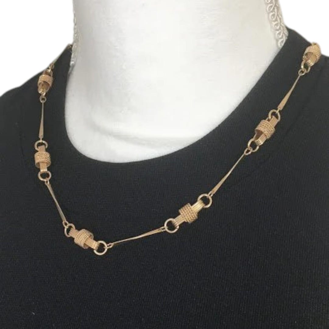 Preppy Chain Vintage Gold Tone Station Chain Necklace Classic Mid Century Preppy ...
