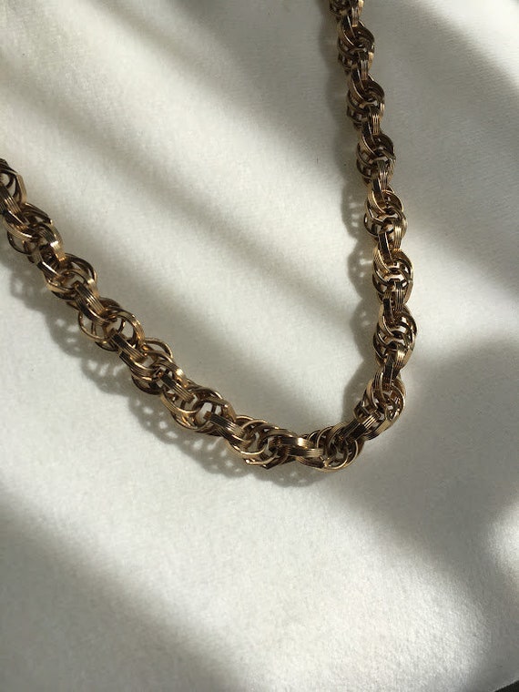 Vintage 1980s Chain Gold Tone Thick Chunky Rope Tw