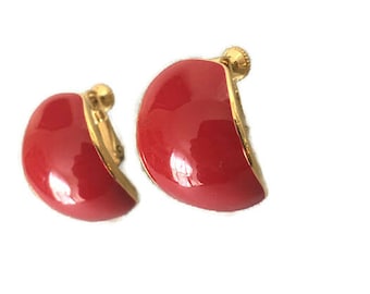 Napier Red Enamel Gold Clip On Screw Back Vintage Earrings 1960s Designer Vintage Jewelry Mint Retro