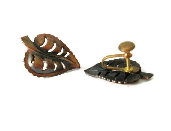 Copper Leaf Motif Vintage Earrings, Retro Screw B… - image 3