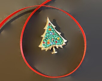 Vintage BJ Sparkling Multicolor Rhinestone Christmas Tree Brooch Pin, Beatrix, 1970s, Holiday Pin, Unisex Brooch