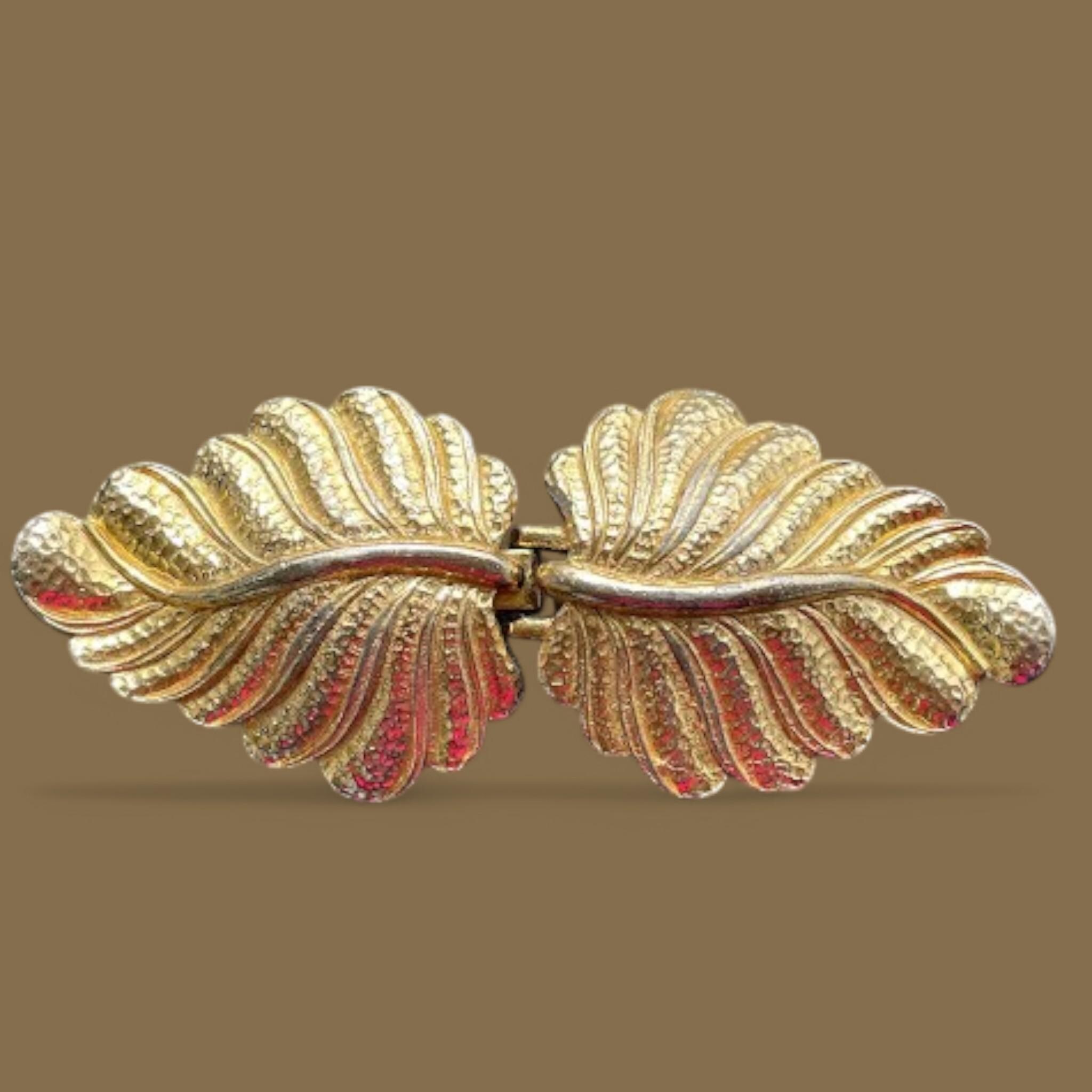 Vintage Mimi D Gold Plated Leaf Black Velvet 1976 Interlocking Belt 1976 Mimi Di N. Gold-tone Plating Leaves Buckles. - Etsy main image 2