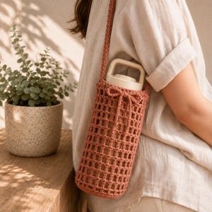Crochet Water Bottle Holder Pattern, Mesh Crochet Bag PDF, Crossbody Bottle Holder DIY, Gym & Hydro Flask Cover, Beginner Crochet Gift