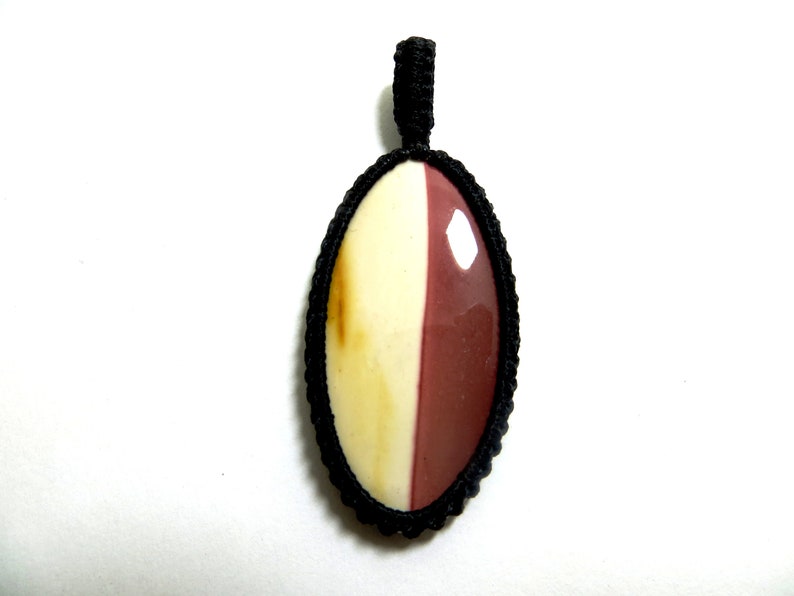 Mokite Smooth Cab Macrame Pendant Thread Pendant Gorgeous Handmade Gemstone Unisex Uses Jewelry Pendent shape Oval size 27x47 mm