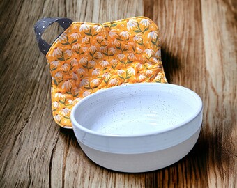 Bowl Cozy with Handles, Regular size 6", Microwaveable Bowl Cover, Soup Bowl cozy, Ice cream cozies, Pot Holder, Daisy Kitchen Accessory