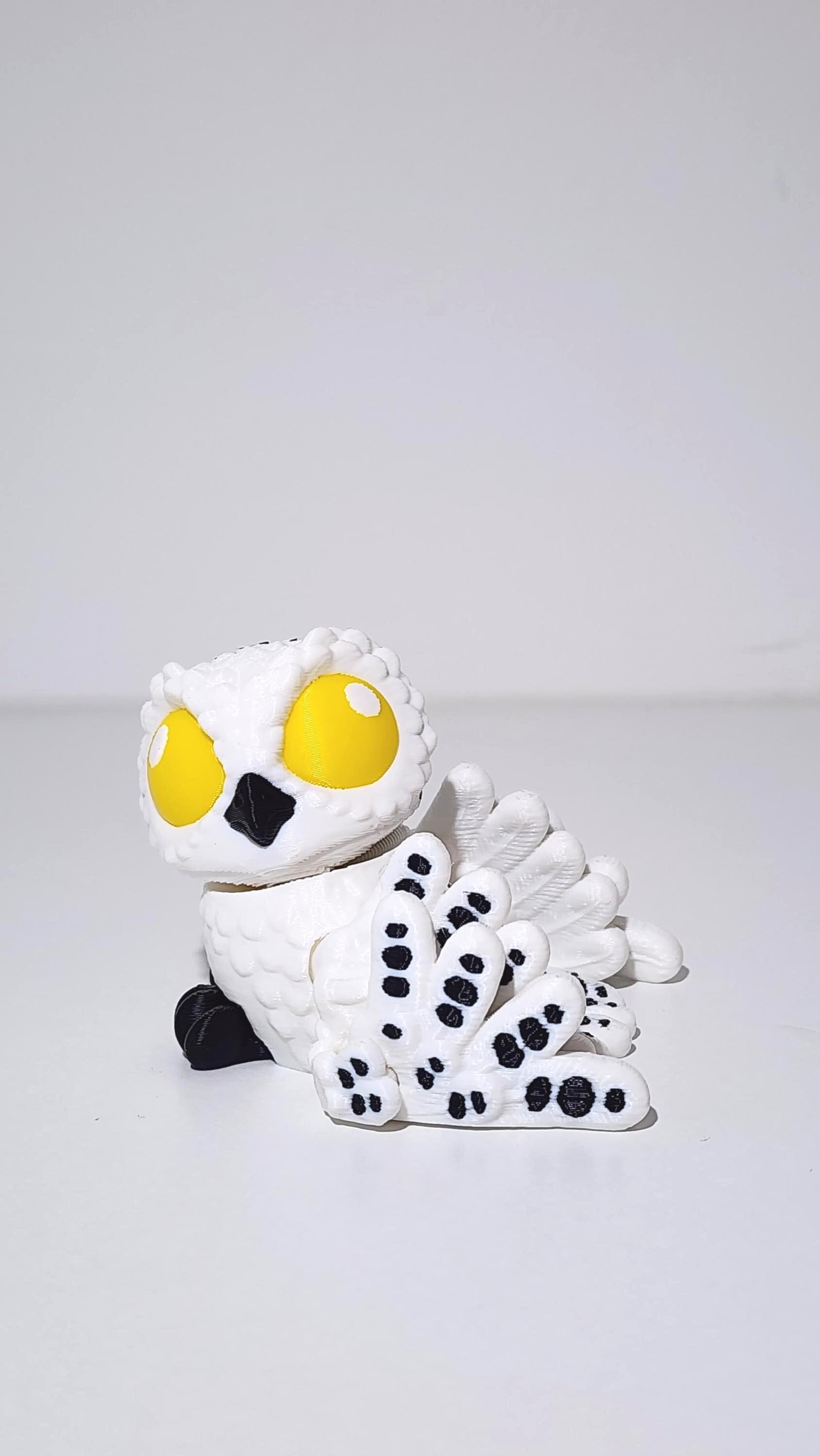 3D Printed Articulated Spotted Owl Figurine, Desk Decor, Bird Lover Gift