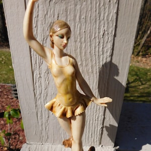 Vintage Italy Fontanini Simonetti Pirouetting Ballerina Figurine - circa 1970 - from DustyMillerAntiques